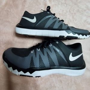 Nike Shoes - Nike men's flywire Nike Shoes - Nike men's flywire